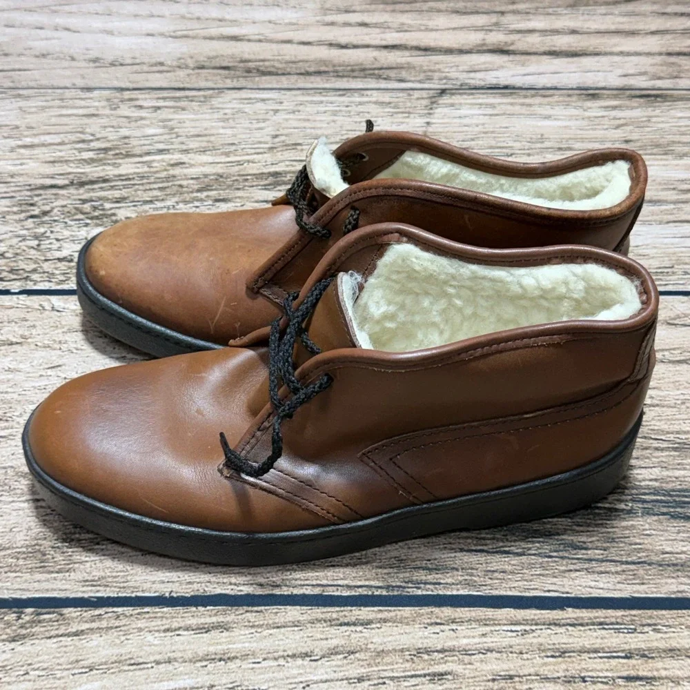 Bates Floaters Chukka Boots Men 10.5M Brown Leather Faux Shearling Lined Desert